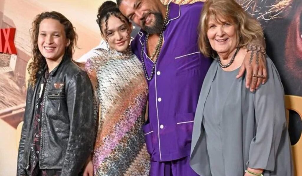 Coni Momoa