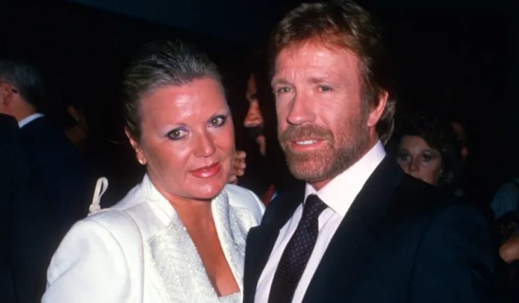 dianne holechek