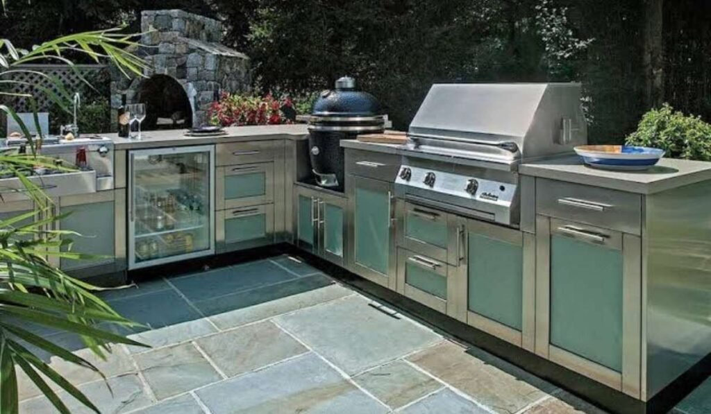 Outdoor Kitchen Essentials