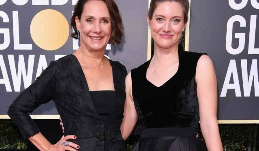 zoe perry